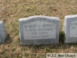 Robert L Morris