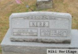 Arthur M Kerr