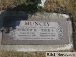 Dorothy R Muncey