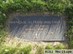 Arnold Alfred Holthus