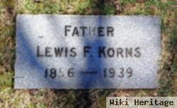 Lewis Korns