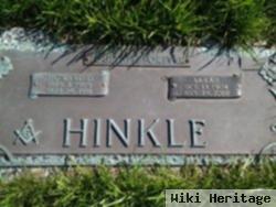 Howard D Hinkle