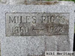 Miles M. "milo" Riggs