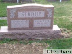 Richard Lee "dick" Stroup