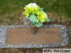 Ellie Derelle "jimmy" James