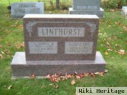 Clarence W "carnie" Linthurst