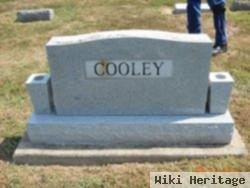 Thomas L Cooley, Sr