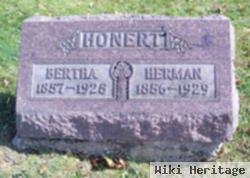 Bertha Honert