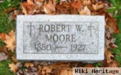 Robert W Moore