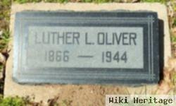 Luther L Oliver