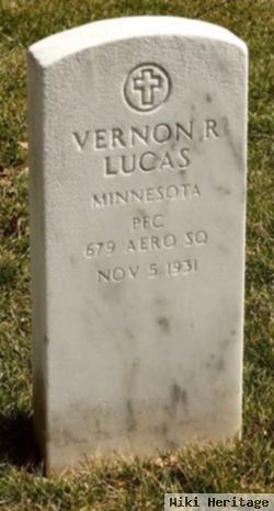 Vernon R Lucas