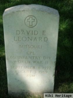 David E Leonard