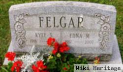 Kyle S Felgar