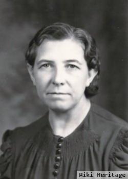 Edna Pierce