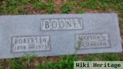 Martha E Boone