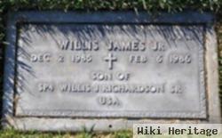 Willis Lee James