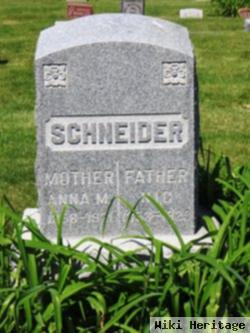 Nicholas "nic" Schneider