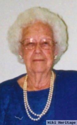 Atossa Dorene "nana" Pride Schneider