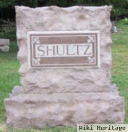 Frederick "fred" Shultz