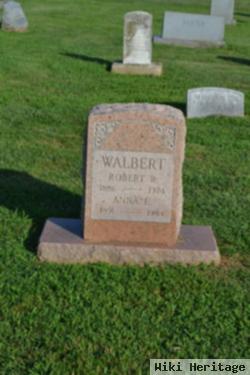 Robert R Walbert