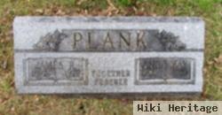 Anna Mae Street Plank