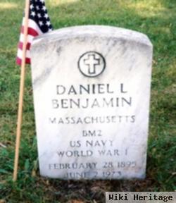 Daniel L Benjamin