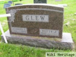 Leonard L Glew