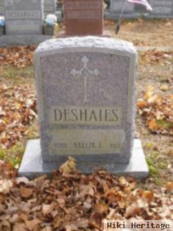 Nellie L Deshaies