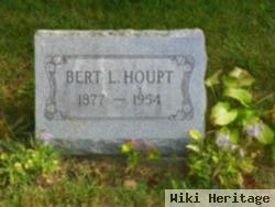 Robert L "bert" Houpt