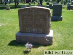 Ole R Iveland