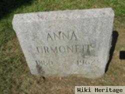 Anna Urmoneit