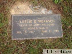 Leslie E Wearsch