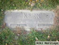 David E Kern