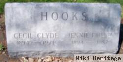 Cecil Clyde Hooks