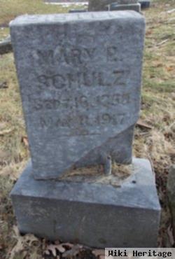 Mary R Schulz