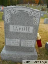 Arthur E Lavoie