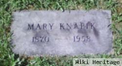 Mary Knapik