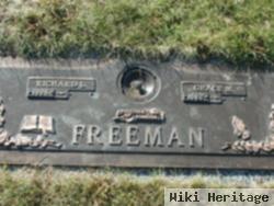 Richard L Freeman