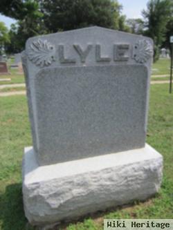 Ina H Lyle