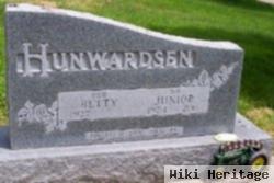 Junior Hunwardsen