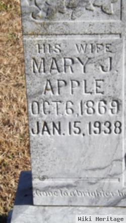 Mary J. Apple Wagoner