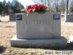 Walter L Luttrell