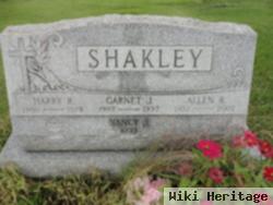 Nancy J Shakley