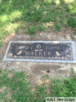 Harry T Walker, Sr