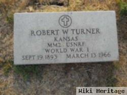 Robert W Turner