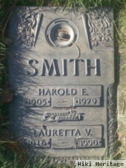 Lauretta V Smith