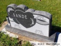 Alfred Sande