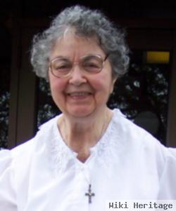 Lillian J Mamary Hartkorn