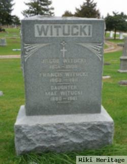 Mae Witucki