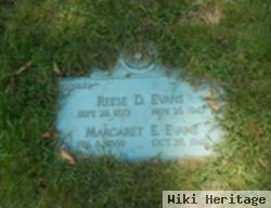 Margaret E Evans